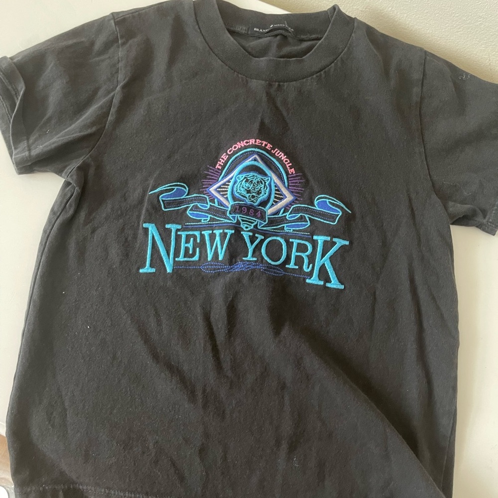 Brandy Melville New York Crop